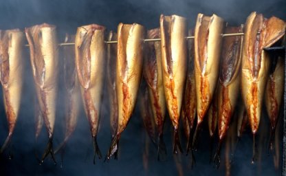 Eine Gartenräucherei ist der richtige Ort, um nicht nur Fleisch oder Fisch zuzubereiten